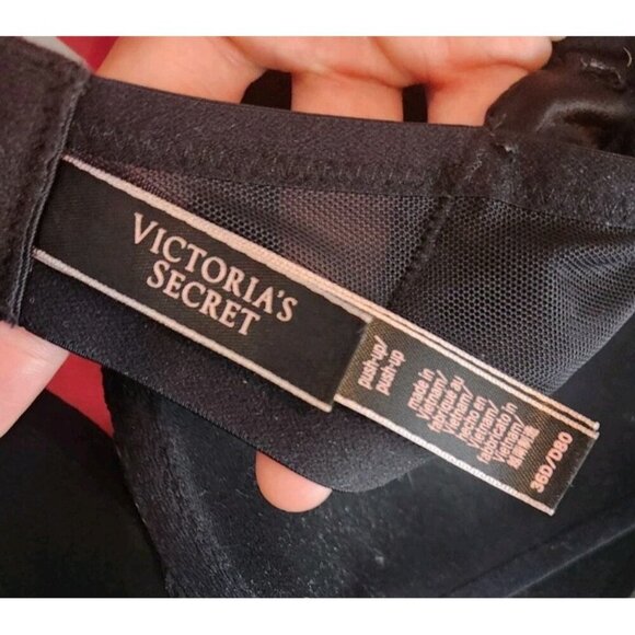 Victoria's Secret Very Sexy Push-Up Bra Underwire Padded Tiger Face 36D - Picture 5 of 6